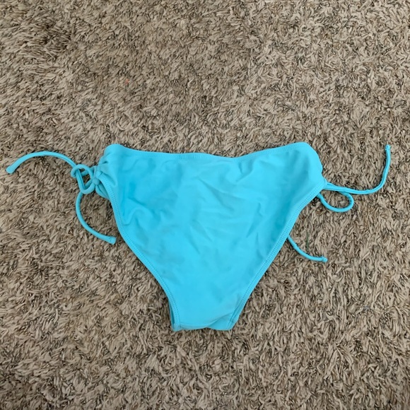 Forever 21 bikini bottoms - Picture 2 of 2